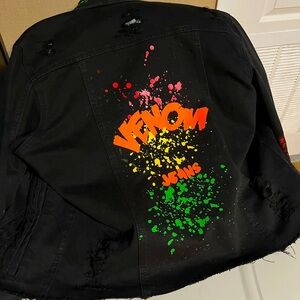 Venom Jeans Paint Platter Black Jean Jacket Size Small 34-36